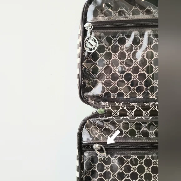 Henri Bendel Vintage Centennial Stripe Large Hanging Travel Accessory Bag - Picture 13 of 13